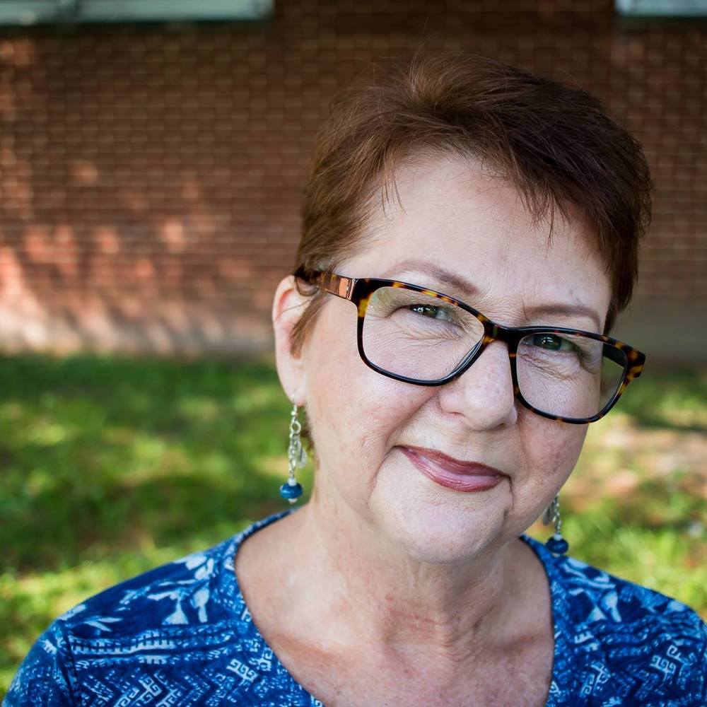 Meet your Posher, Debbie